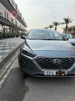 هیوندای ئایۆنیک